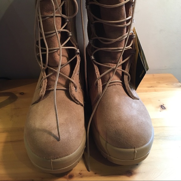 Belleville Tan Gore-Tex boots size 6 New With Tags